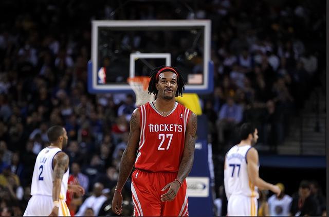 当年在火箭效力过的“犀利哥”乔丹-希尔退役后在干什么？